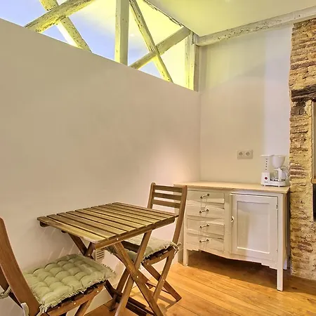 Alfama's Keys Apartment Lisbon